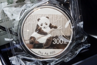 1 Kg Panda 2014 mit Zettel in der FOLIE inkl. BOX ca. 10 Tage