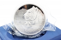 1 Kg Lunar Tiger Silber PP in der Folie mit Zettel 2022 CHINA